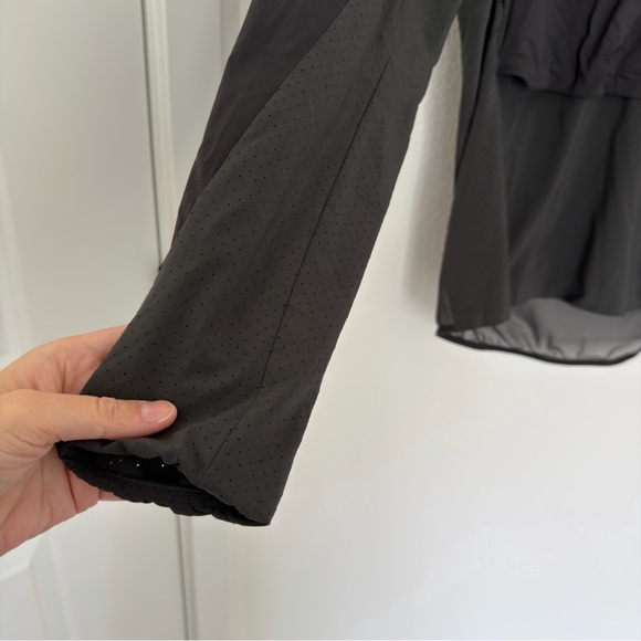 Lululemon Fuel The Track 1/2 Zip Pullover Jacket Windbreaker Size Small Men’s - Picture 3 of 9